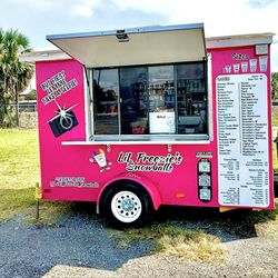 Lil Freezie’s Snowballs - Storefront