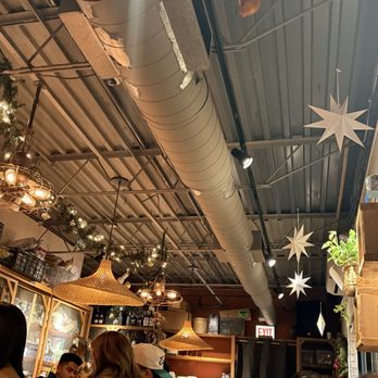 Mott St - Asian Fusion Near Me - Chicago, Illinois