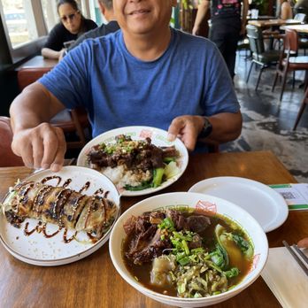 Fooki - Happy Customer - Bubble Tea Near Me - Aiea, Hawaii Fooki - Happy Customer - Bubble Tea Near Me - Aiea, Hawaii