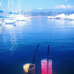 La Terrasse - Cocktails au bord de l'eau...