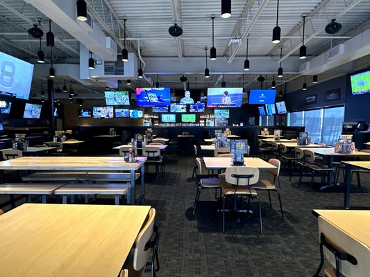 Buffalo Wild Wings by null