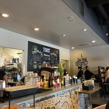 Toast - Modern and Cute Interior - Breakfast & Brunch Near Me - Temecula, California Toast - Modern and Cute Interior - Breakfast & Brunch Near Me - Temecula, California