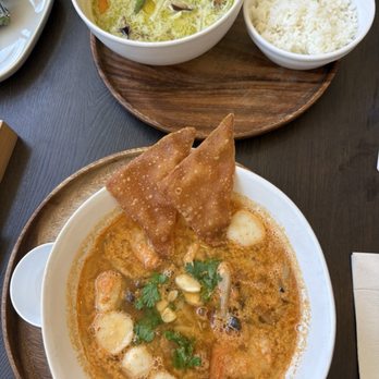 Rin-Tei - Tom yum shrimp rice noodle and green curry. - Asian Fusion Near Me - San Mateo, California Rin-Tei - Tom yum shrimp rice noodle and green curry. - Asian Fusion Near Me - San Mateo, California
