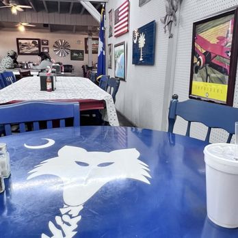 Mr Bunky's Restaurant & Market - Interior seating - Grocery Near Me - Eastover, South Carolina Mr Bunky's Restaurant & Market - Interior seating - Grocery Near Me - Eastover, South Carolina