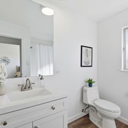 Veikko Properties