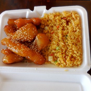 Bamboo Wok - Sesame Chicken lunch - Chinese Near Me - Naples, Florida