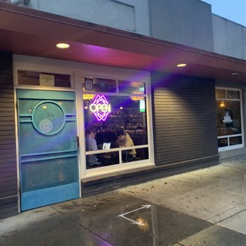 Shine - Unmasked customers and indoor dining while Sacramento in purple tier - Coffee & Tea Near Me - Sacramento, California Shine - Unmasked customers and indoor dining while Sacramento in purple tier - Coffee & Tea Near Me - Sacramento, California