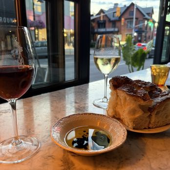 Cantina Gia - Ottawa - Wine Bars Near Me - Ottawa, Ontario Cantina Gia - Ottawa - Wine Bars Near Me - Ottawa, Ontario