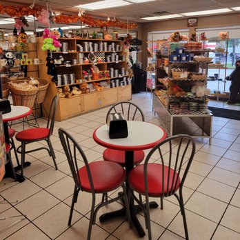 Oliver's Candies - Oliver's Candies - Candy Stores Near Me - Batavia, New York