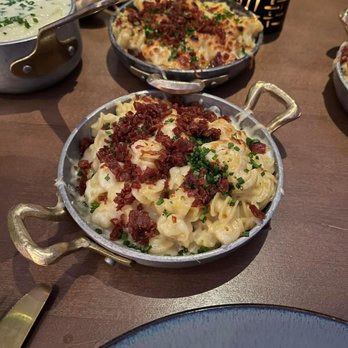 Gordon Ramsay Hell's Kitchen - Smoked Gouda Mac n Cheese - Desserts Near Me - Washington, DC, District of Columbia