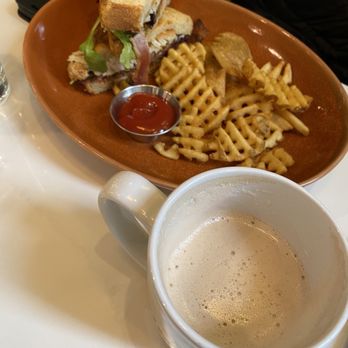 OEB Breakfast - Toronto Street - Sandwich & waffle fries - Breakfast & Brunch Near Me - Toronto, Ontario OEB Breakfast - Toronto Street - Sandwich & waffle fries - Breakfast & Brunch Near Me - Toronto, Ontario