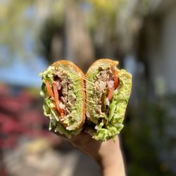 The Don's Deli - Torta de Carnitas Sandwich