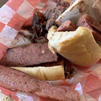 Old 300 BBQ - Barbeque Near Me - Blanco, Texas Old 300 BBQ - Barbeque Near Me - Blanco, Texas