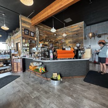 Paragon Coffeehouse - Coffee & Tea Near Me - Crescent City, California