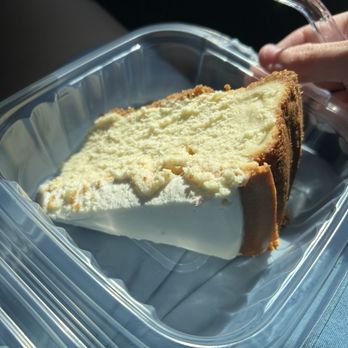 Cinnamon Creme Bakery - Cheesecake - Bakeries Near Me - Little Rock, Arkansas