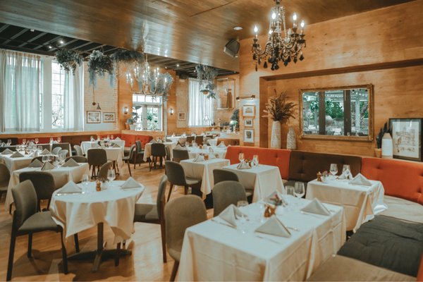 Saint Ann Restaurant & Bar by null