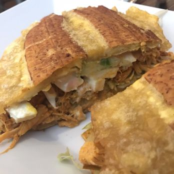 Arepas Cafe - Patacon con pollo :) - Venezuelan Near Me - Astoria, New York Arepas Cafe - Patacon con pollo :) - Venezuelan Near Me - Astoria, New York