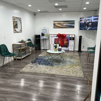 360 Dental - Waiting area - General Dentistry Near Me - Van Nuys, California 360 Dental - Waiting area - General Dentistry Near Me - Van Nuys, California