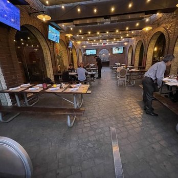 BO-beau kitchen + roof tap - Tapas/Small Plates Near Me - Long Beach, California BO-beau kitchen + roof tap - Tapas/Small Plates Near Me - Long Beach, California