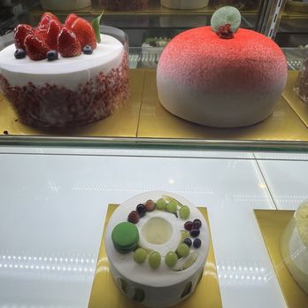 Ari Bakery Cafe - Cafes Near Me - Boynton Beach, Florida