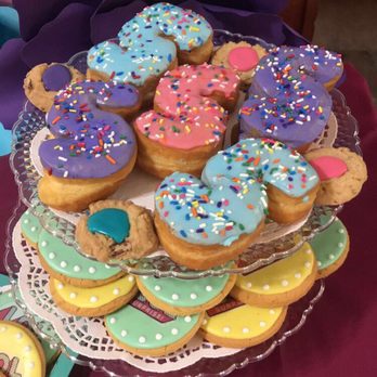 Sugar Land Donuts - #5s for my daughters themed birthday party - Donuts Near Me - Sugar Land, Texas Sugar Land Donuts - #5s for my daughters themed birthday party - Donuts Near Me - Sugar Land, Texas