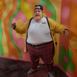 Ripley's Believe It or Not! - Get into my belly