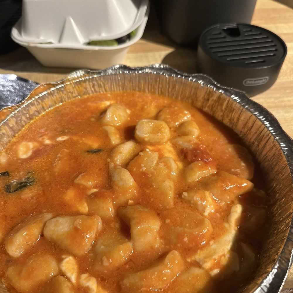 Capri Restaurant - Pizza Near Me - Natrona Heights, Pennsylvania