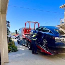 Getting towed to Santa Barbara Getting towed to Santa Barbara