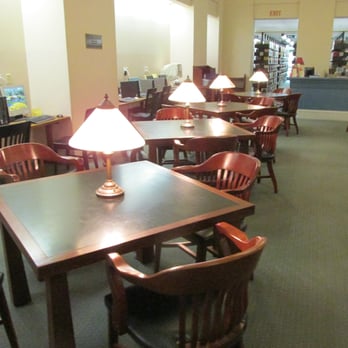 East Lyme Public Library - Plenty of tables - Libraries Near Me - Niantic, Connecticut
