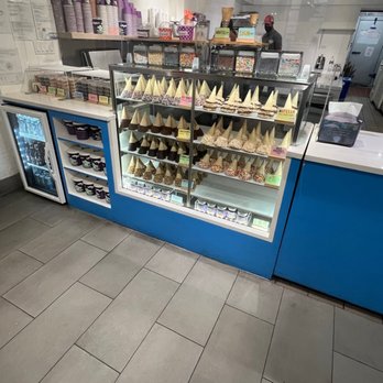 Emack and Bolio's - Front - Ice Cream & Frozen Yogurt Near Me - New York, New York