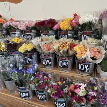 Trader Joes - Grocery Near Me - Tucson, Arizona