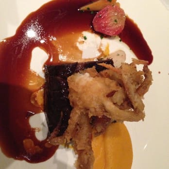 Verses Bistro - Surf and turf, soft shell crab and short rib - French Near Me - Montreal, Quebec Verses Bistro - Surf and turf, soft shell crab and short rib - French Near Me - Montreal, Quebec