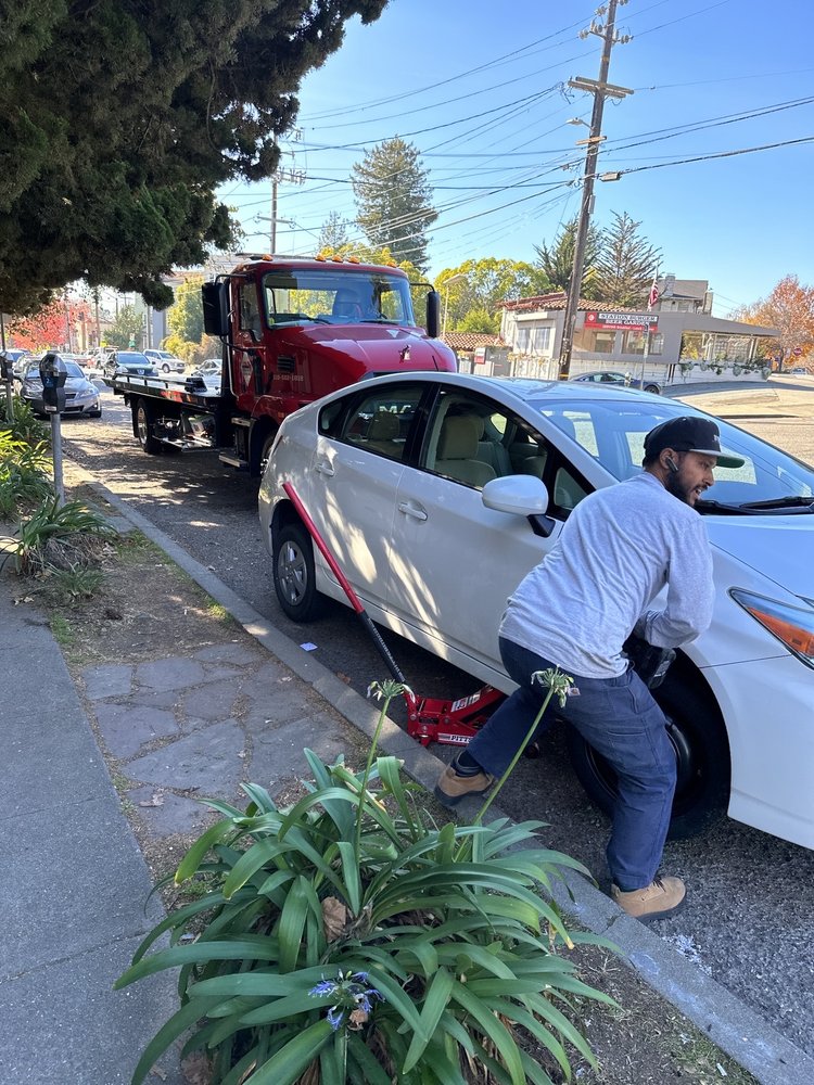 ZR TOWING AND ROADSIDE SERVICE 12 Photos 4200 Park Blvd, Oakland, CA Yelp