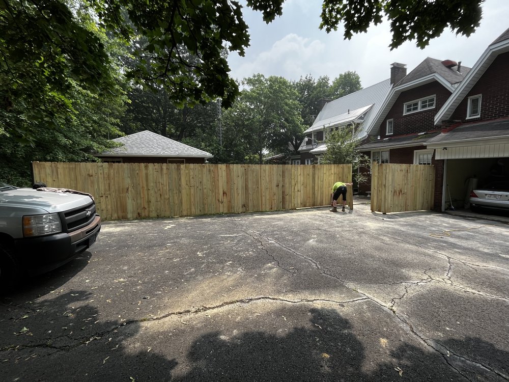 Slide of McCulloughs Men