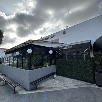 Off Street Cafe - Entrance - American Near Me - Cerritos, California