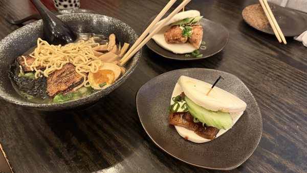 Tenka Ramen by null