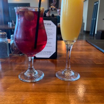 Pinocchio's Pizza - Sangría Mimosa - Pizza Near Me - Pasadena, California Pinocchio's Pizza - Sangría Mimosa - Pizza Near Me - Pasadena, California
