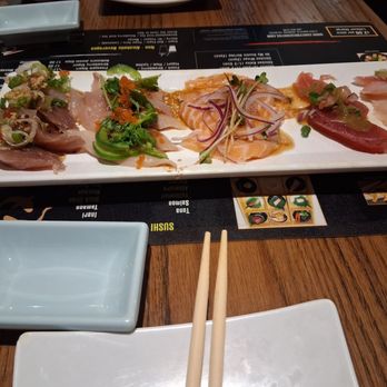 Sake 2 Me Sushi - Sushi Bars Near Me - Cerritos, California Sake 2 Me Sushi - Sushi Bars Near Me - Cerritos, California