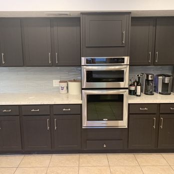 Cabinet Craft - Look at those beautiful cabinets they look brand new! - Cabinetry Near Me - Las Vegas, Nevada Cabinet Craft - Look at those beautiful cabinets they look brand new! - Cabinetry Near Me - Las Vegas, Nevada