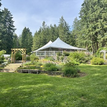 Courter Country Farm - Wedding venue - Venues & Event Spaces Near Me - Poulsbo, Washington Courter Country Farm - Wedding venue - Venues & Event Spaces Near Me - Poulsbo, Washington