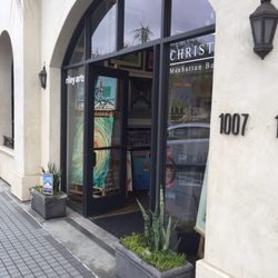 Riley Arts - Thanks for not even acknowledging me when I came in. I was the only one in the store and you were sitting behind your computer. Amazing.