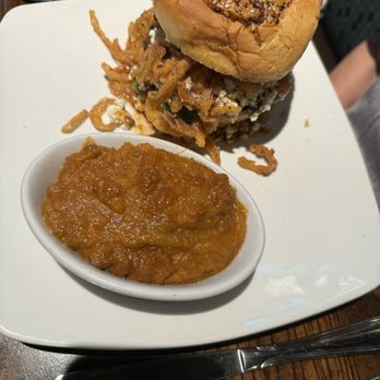 Local Goat - BGT burger with whipped sweet potato - New American Near Me - Pigeon Forge, Tennessee