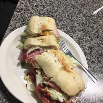 Arni's - Pizza Near Me - Crawfordsville, Indiana
