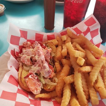 Lazy Jacks - Lobster roll - Seafood Near Me - Portsmouth, New Hampshire Lazy Jacks - Lobster roll - Seafood Near Me - Portsmouth, New Hampshire