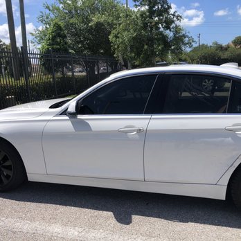 Shades Tinting - the contrast between the front vs back. front done with shades custom window tinting 15%, back done by some other company 5% - Home Window Tinting Near Me - Fort Myers, Florida Shades Tinting - the contrast between the front vs back. front done with shades custom window tinting 15%, back done by some other company 5% - Home Window Tinting Near Me - Fort Myers, Florida