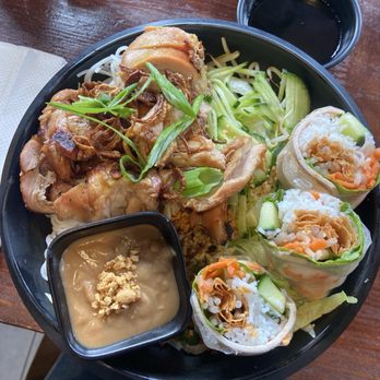 Tanglad - 5 spice chicken vermicelli with fresh rolls - Vietnamese Near Me - San Francisco, California Tanglad - 5 spice chicken vermicelli with fresh rolls - Vietnamese Near Me - San Francisco, California