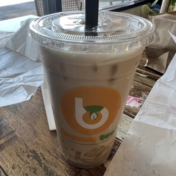 Bamee Tee - Vietnamese Sandwiches & Milk Teas - White Peach Oolong Milk Tee - Vietnamese Near Me - Chamblee, Georgia Bamee Tee - Vietnamese Sandwiches & Milk Teas - White Peach Oolong Milk Tee - Vietnamese Near Me - Chamblee, Georgia