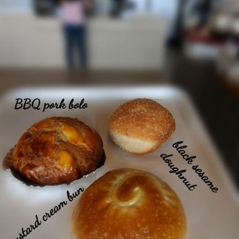 Sunmerry Bakery - Purchased . Favorite is BBQ rolo (most complex). Back sesame doughnut had the most heavy taste and the custard cream was very good. - Coffee & Tea Near Me - Edison, New Jersey