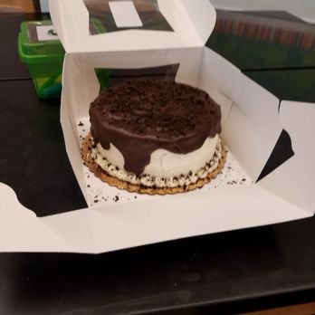 Sweet Pea Bakery - Cookies and cream cake - Bakeries Near Me - Hamburg, New York Sweet Pea Bakery - Cookies and cream cake - Bakeries Near Me - Hamburg, New York