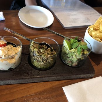 Nick's Manhattan Beach - Chips and dips - American Near Me - Manhattan Beach, California